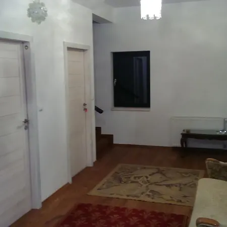 威拉乌罗伯罗斯旅馆 民宿 斯克拉斯卡波伦巴