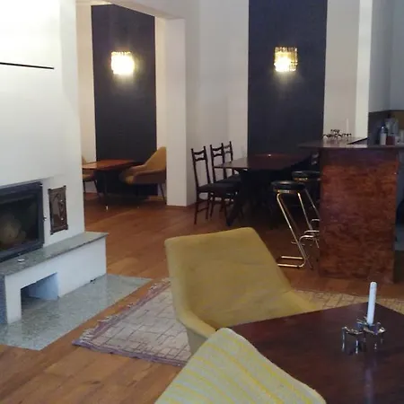 威拉乌罗伯罗斯旅馆 斯克拉斯卡波伦巴