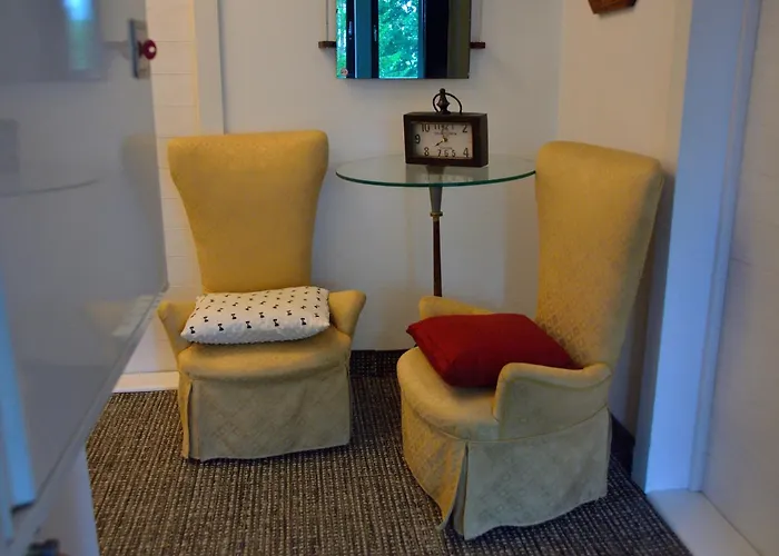 Privatunterkunft Uroboros *