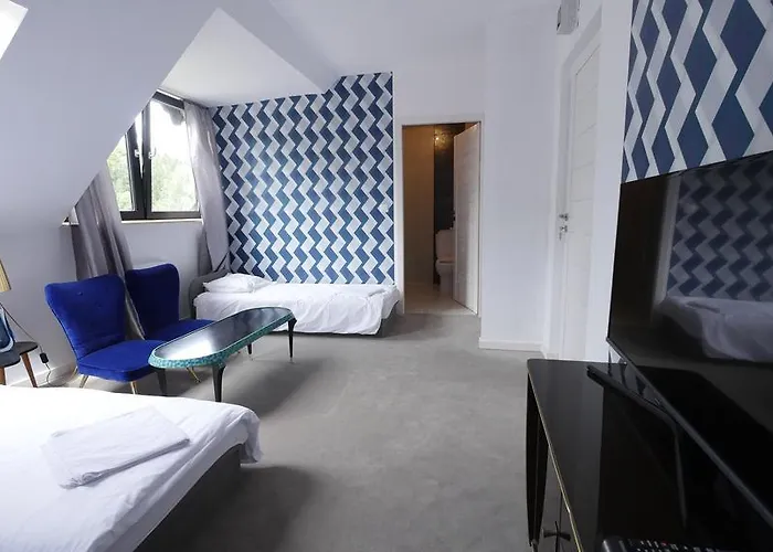 Privatunterkunft Uroboros