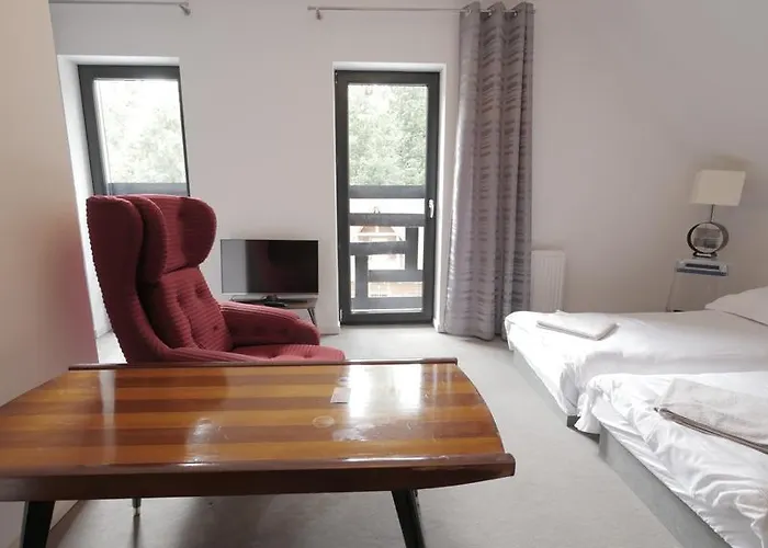 Privatunterkunft Uroboros