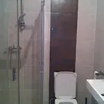 Uroboros Alloggio in famiglia *