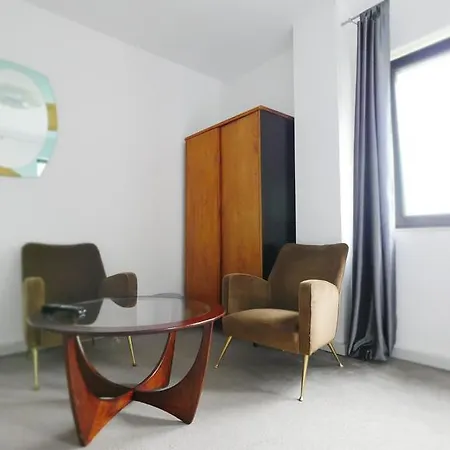 منزل للإقامة Uroboros *