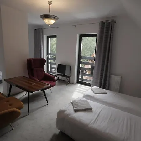 منزل للإقامة Uroboros شكلارسكا بوريبا