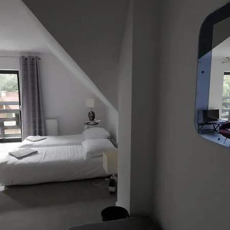 منزل للإقامة Uroboros *