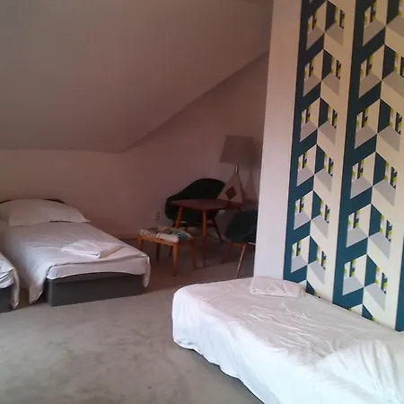 Uroboros * شكلارسكا بوريبا