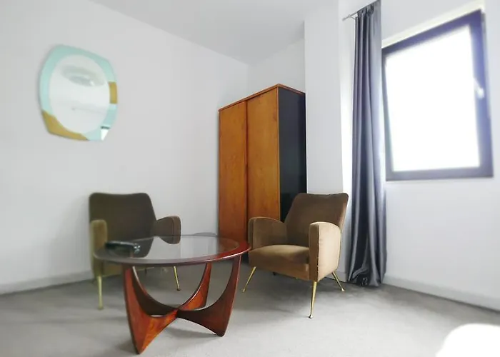 Проживание в семье Uroboros *